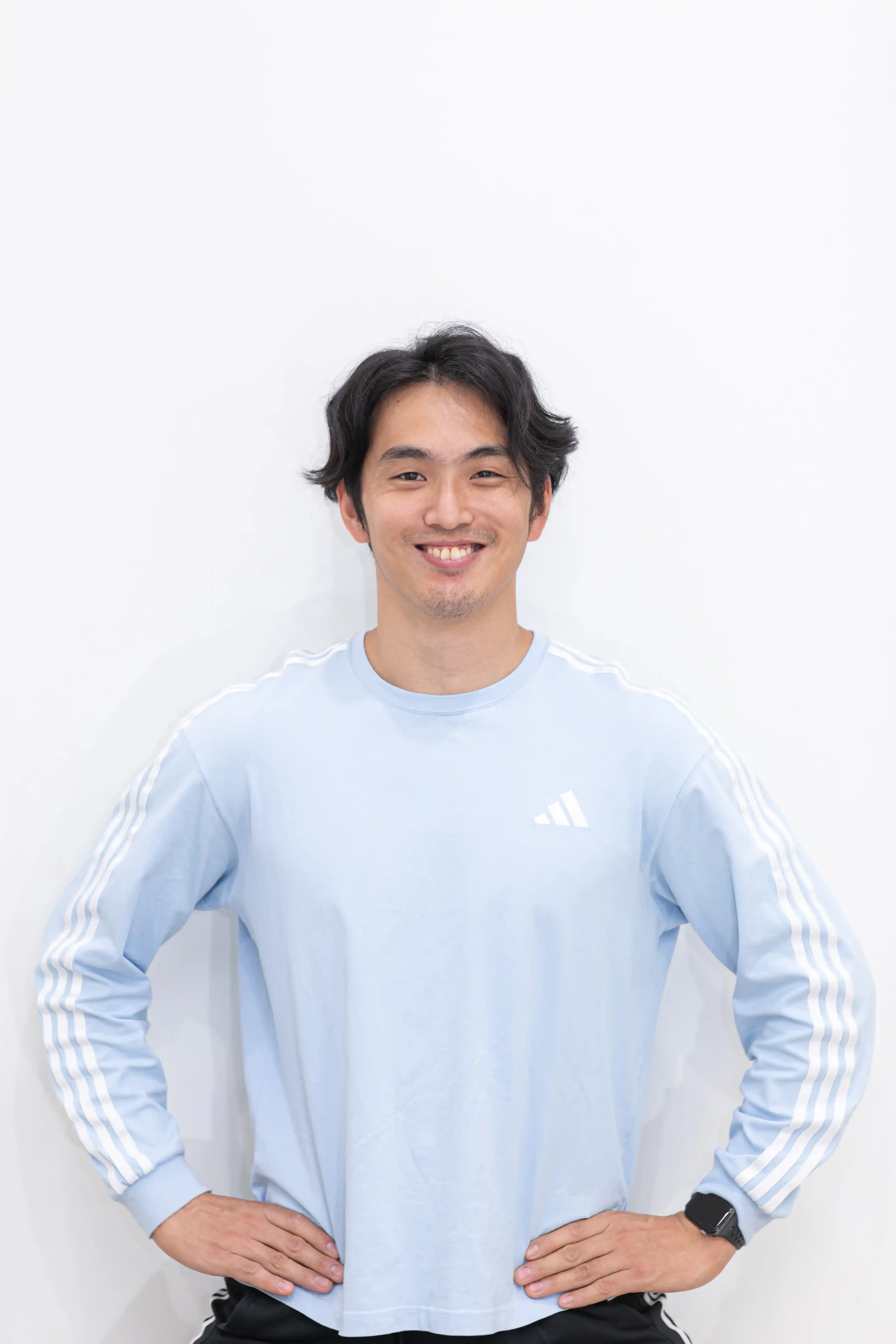 葛西エリアの完全個室パーソナルジム REVOISTを担当するトレーナー、田島工のプロフィール画像。