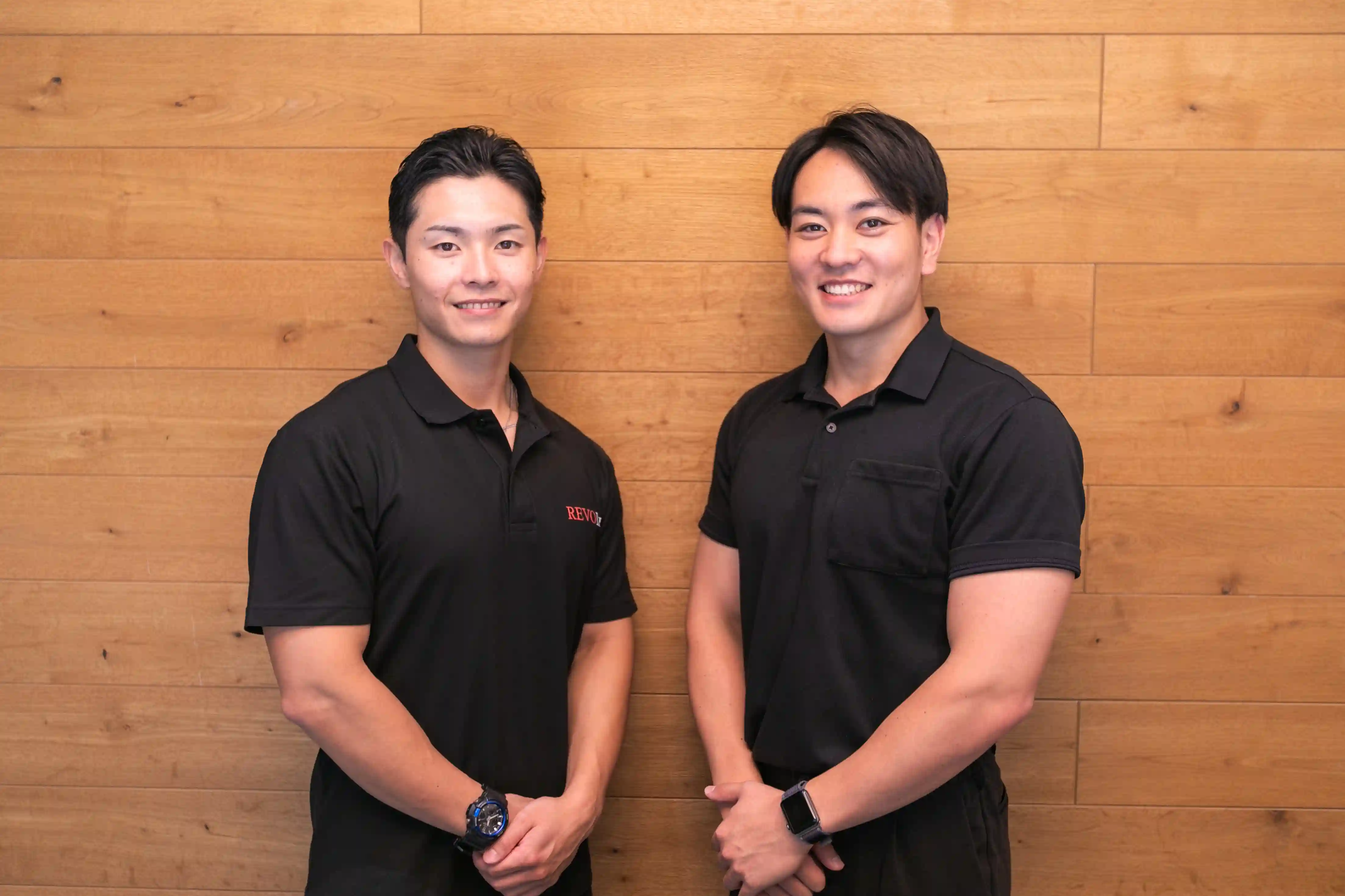 浦安のパーソナルジム「REVOIST」の経験豊富なトレーナー陣。ダイエットやボディメイクなど、お客様の身体のお悩みを根本から解決へ導きます。